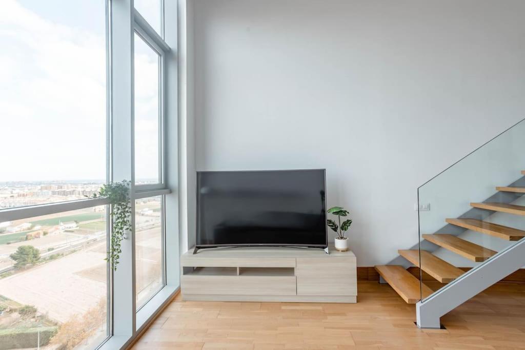 Ferienwohnung Duplex Loft Apartamento Con Parking Gratis Valencia Exterior foto